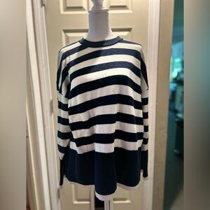 LOFT Navy and Cream Knit Top